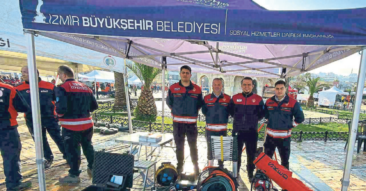 İzmir'de sessiz tanıklar sergilendi