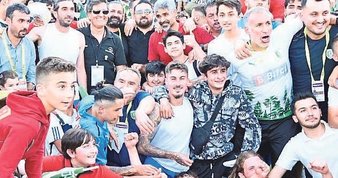Bayburt’ta hareketli gece! Bodrumspor’un kaldığı otele saldırı
