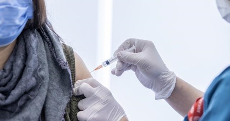 İzmir’de 5 milyon doz aşı yapıldı