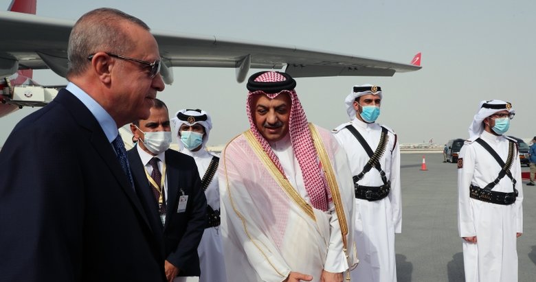 Başkan Recep Tayyip Erdoğan Katar’da! İşte ilk görüntüler