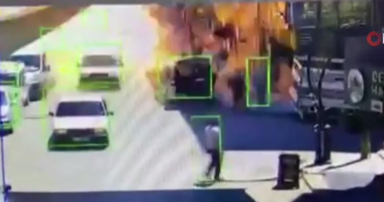 İşte İzmir’deki korkunç patlama anının görüntüleri