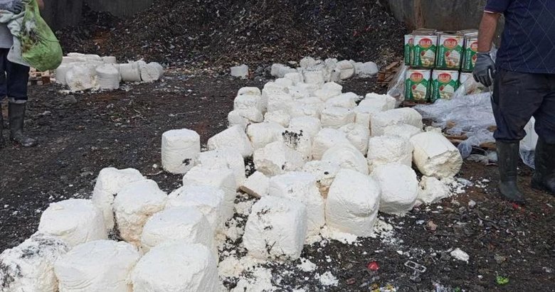 Gıda teröristleri bunu da yaptı! İzmir’de 7 ton bozuk peyniri vatandaşa yedireceklerdi