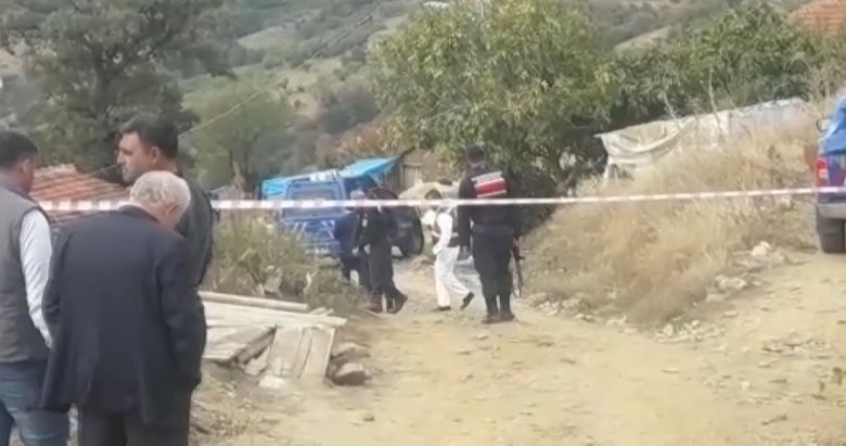 İzmir’de aynı aileden 4 kişi silahla vurularak öldürülmüş halde bulundu
