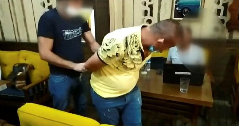 Denizli’de iş insanlarına şantaj şüphelilerine suçüstü