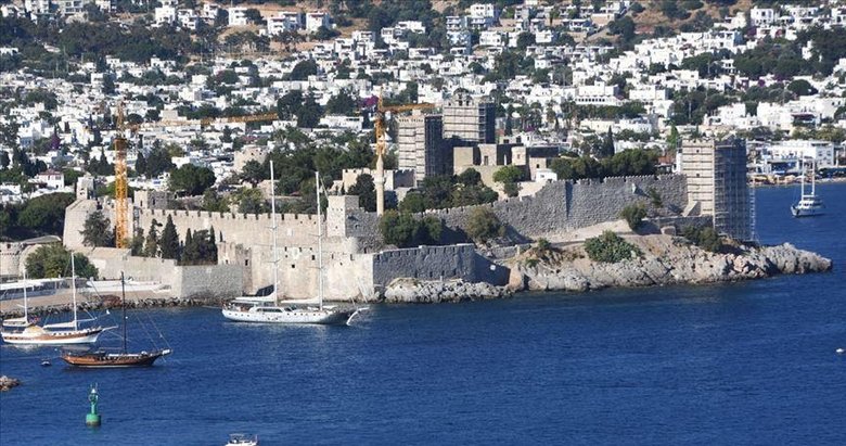 Bodrum’a Mein Schiff 5 kruvaziyeriyle 2 bin 545 turist geldi