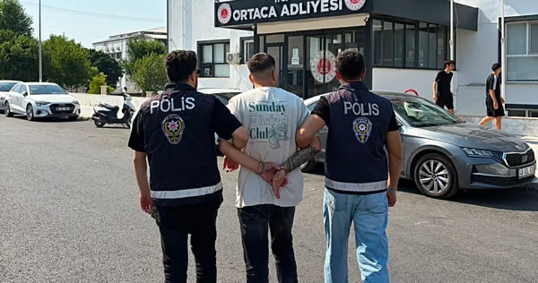 Dalaman Havalimanı’nda şok yakalama: Yıllardır aranan firari cezaevine gönderildi