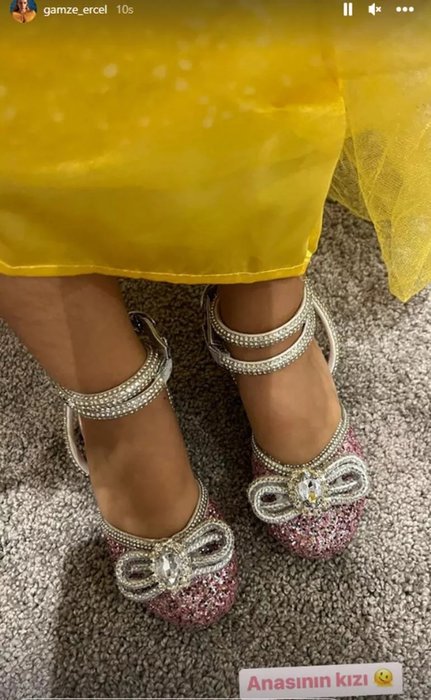 Gamze Erçel’den kızı Aylin Mavi ile paylaşım!