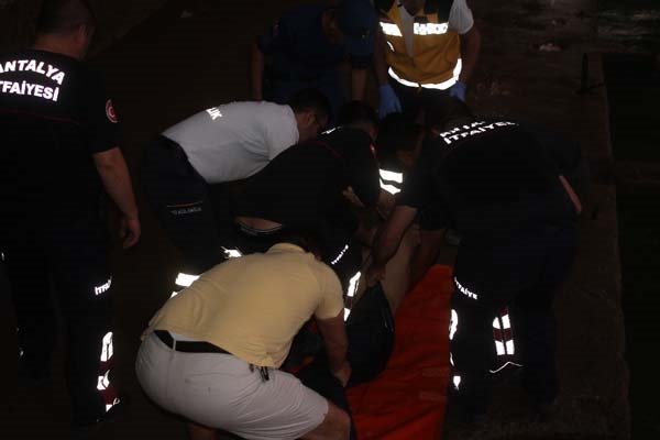 Antalya’da Manavgat Irmağı’na giren 23 yaşındaki Mustafa Tekin boğularak hayatını kaybetti