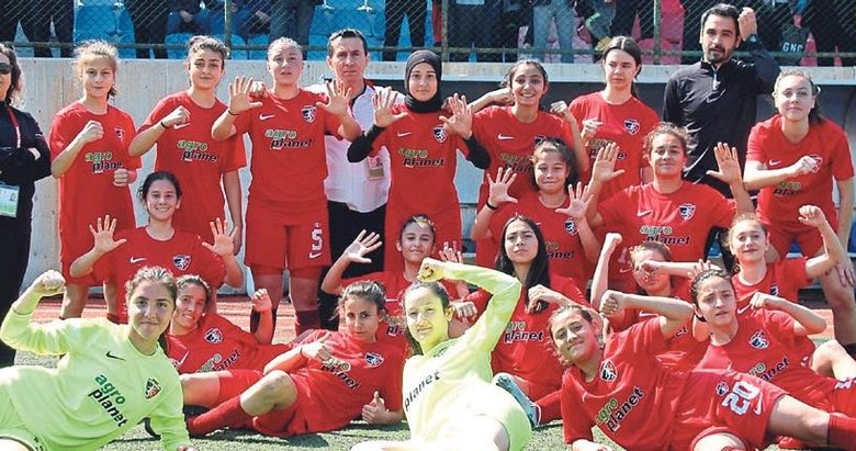 Sultanlarspor şov yaptı