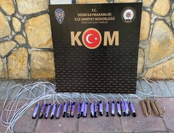 El yapımı patlayıcıyla define ararken yakalandılar