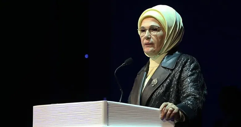 Emine Erdoğan: Kahramanlarımız, millet iradesinin sesi, istiklalimizin onurlu neferleri oldu