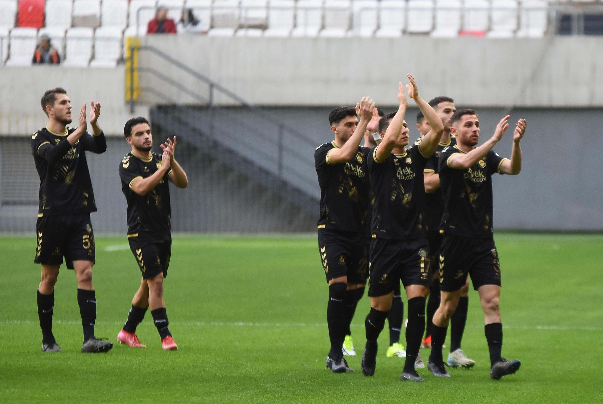 Altay'da ödeme krizi!