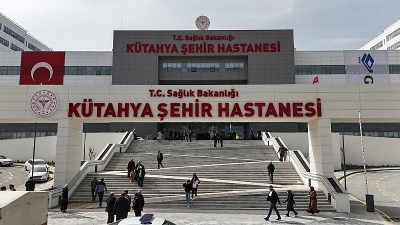 Kütahya Şehir Hastanesi hasta kabulüne başladı