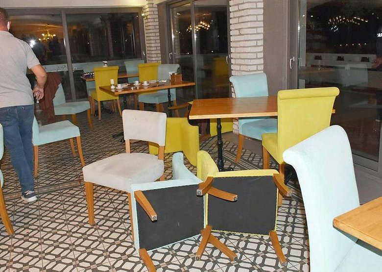 CHP’li Didim Belediye Başkanı Atabay ve avukatına beyzbol sopalı saldırı