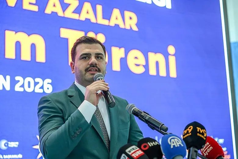 ak-partili-inan-izmir-chpnin-kalesi-degildir-kapimiz-herkese-acik-1784893972095.jpeg