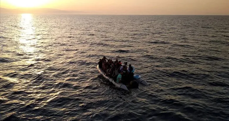 Delikliköy açıklarında 22 göçmen yakalandı