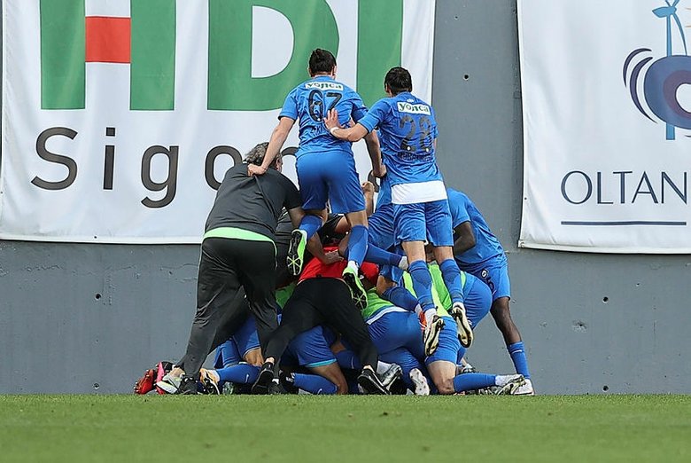 Harikasın büyük Altay