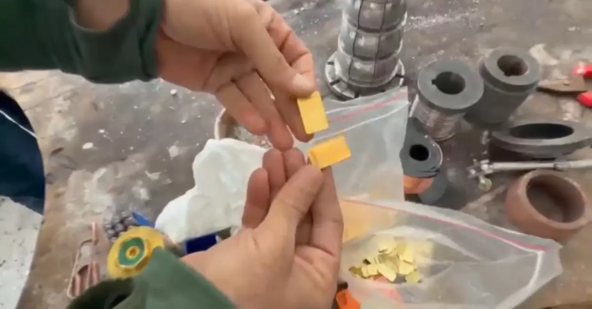 Sahte altında pes dedirten olay! O malzemeden ürettiği altınları işte bu şekilde satacaktı