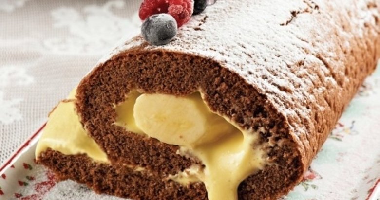 Muzlu rulo pasta nasıl yapılır? İşte pratik muzlu rulo pasta tarifi ve malzemeleri...