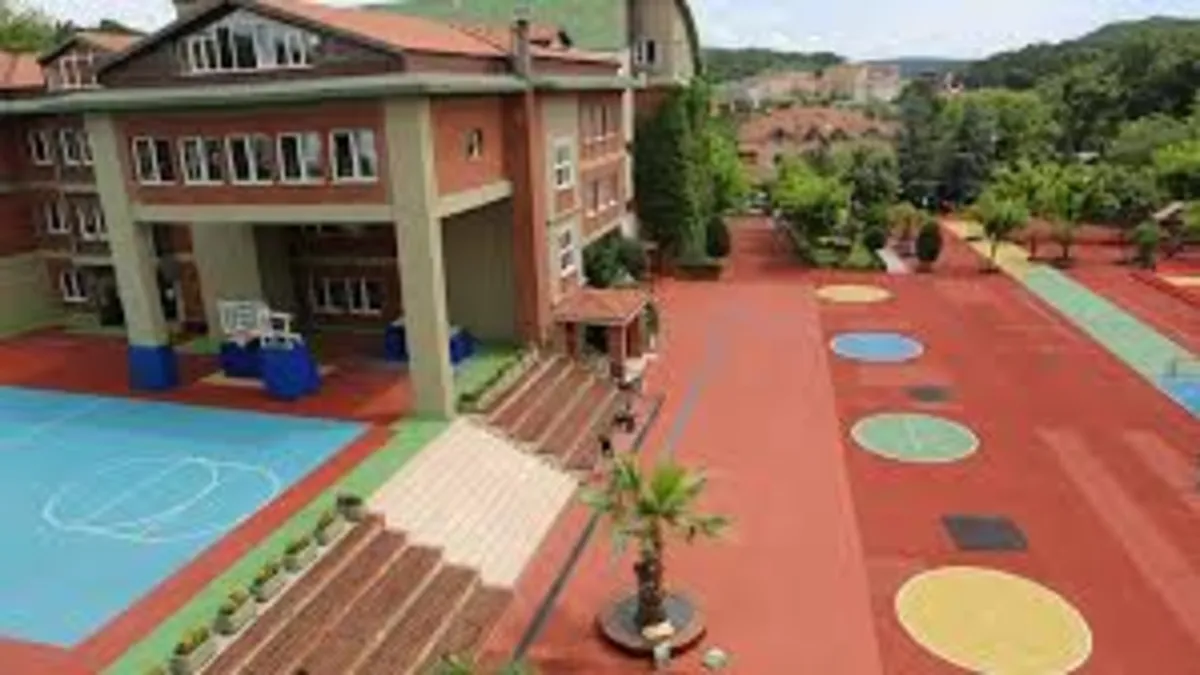 İstanbul Sarıyer’deki okulda tartışmalı süreç! Okul müdürü ve öğretmen hakkında karar