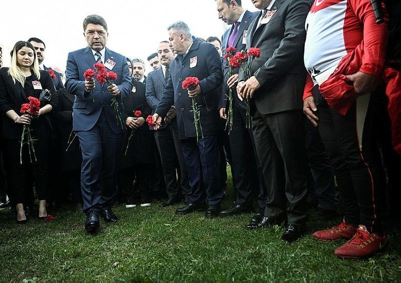 İzmir Adliyesi’ne yönelik saldırıda şehit olan Fethi Sekin ve Musa Can’a duygusal anma