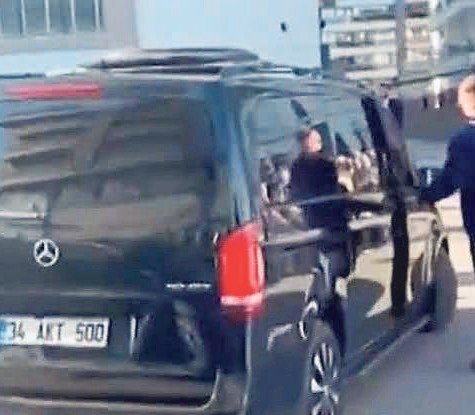 ozkan-yalim-suclarini-itiraf-etti-vip-araclar-pahali-esyalar-milyonlar-1778359517759.jpeg