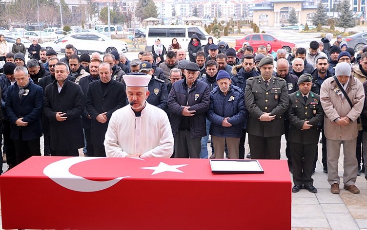 Afyonkarahisar’dan acı haber: İspanya’ya geçici görevle gitmişti şehit oldu