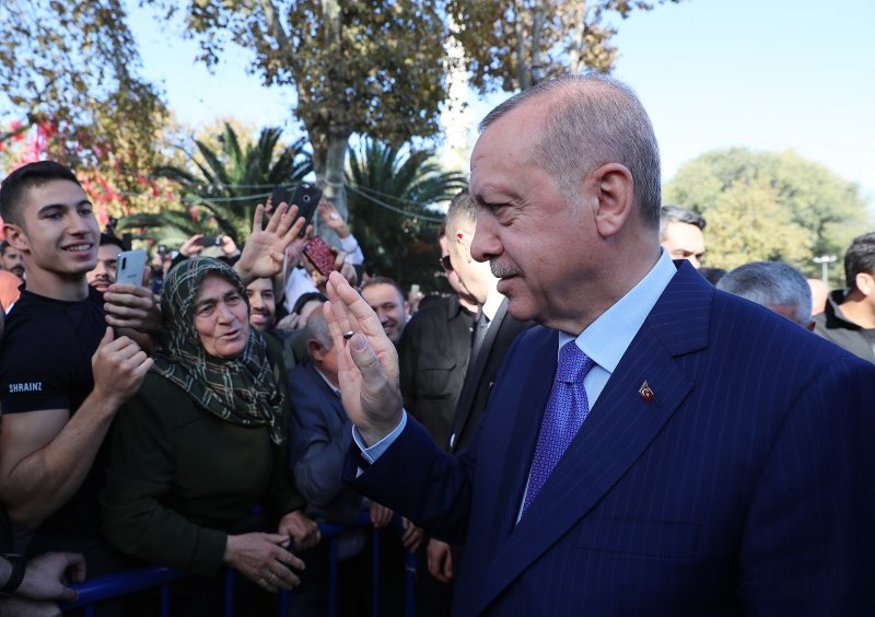 Başkan Erdoğan’a Eyüp Sultan’da yoğun ilgi