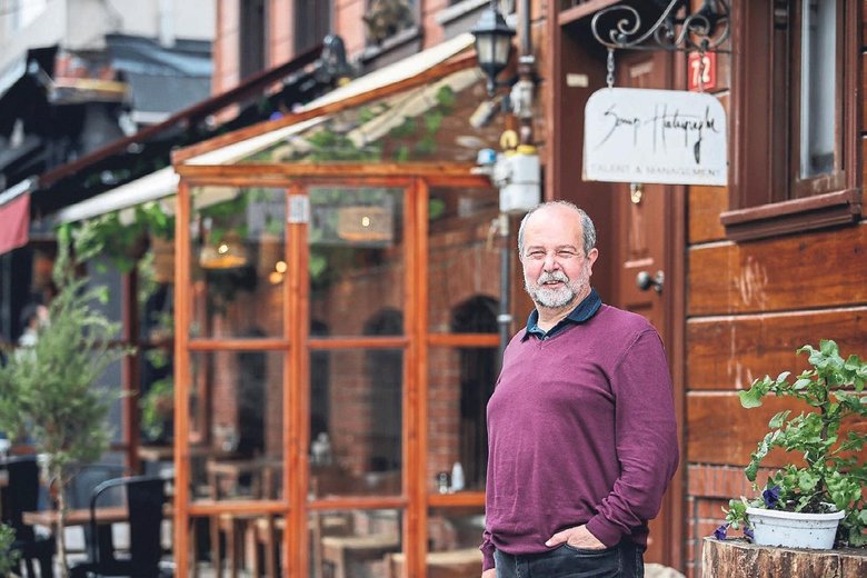 Hem çocuklara hem yetişkinlere masallar