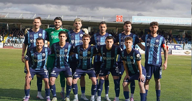 Bornova 1877: 1 Kütahyaspor: 2