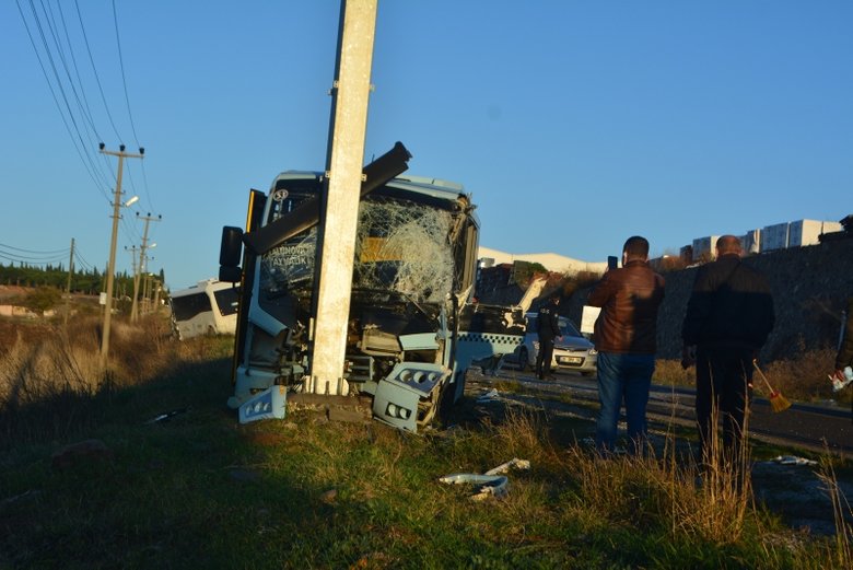Ayvalık’ta bozuk yol ve güneş kazaya neden oldu
