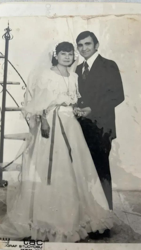 Tarlada emek yürekte sevda! Ayhan ve Emine’nin 68 yıllık aşkı...