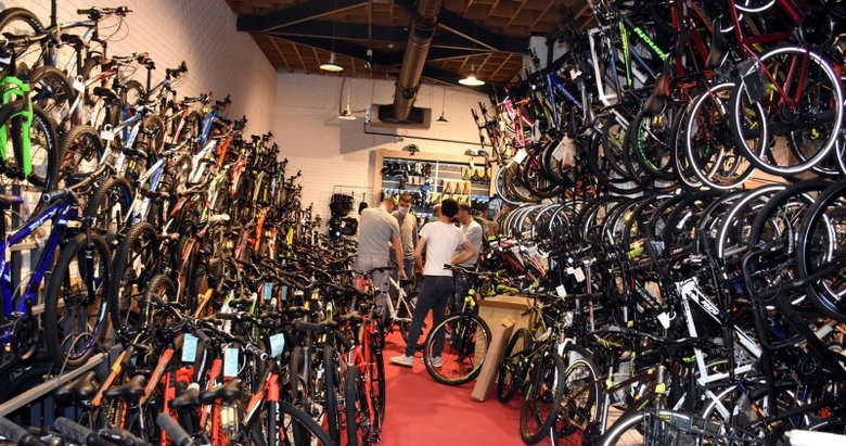 Koronavirüs, motosiklet ve bisiklet satışlarını artırdı