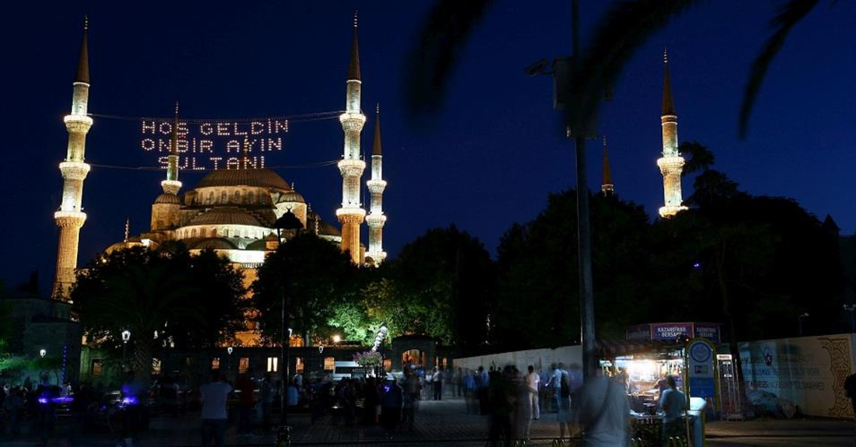 TERAVİH NAMAZI 19 ŞUBAT | Teravih namazı saat kaçta kılınacak? İzmir, İstanbul, Ankara teravih namazı saatleri…