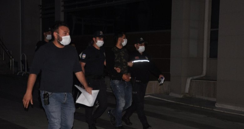 İzmir’de çok sayıda suçtan aranan 2 kişi yakalandı