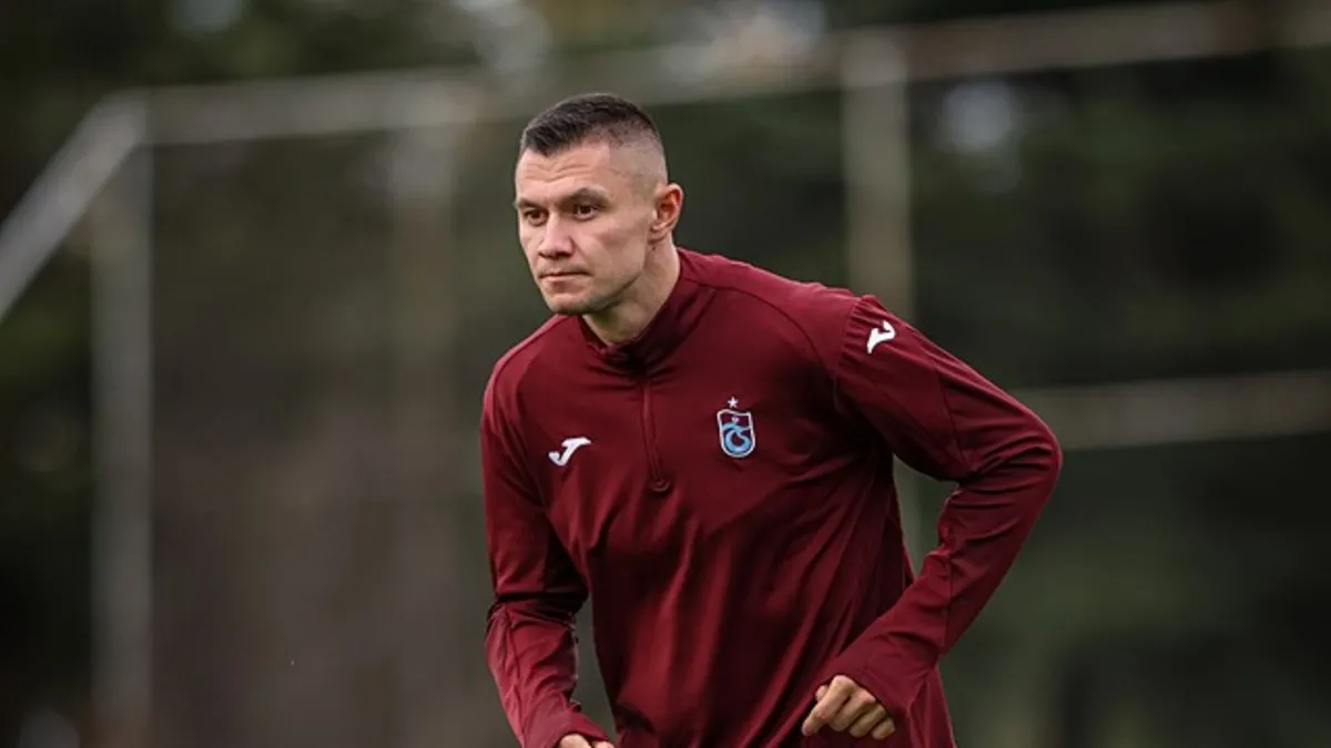 Trabzonspor, Oleksandr Zubkov'un AEK'ya transferini duyurdu — Kulübe 4 milyon euro garanti, bonus ve sonraki satıştan yüzde 10 payı var