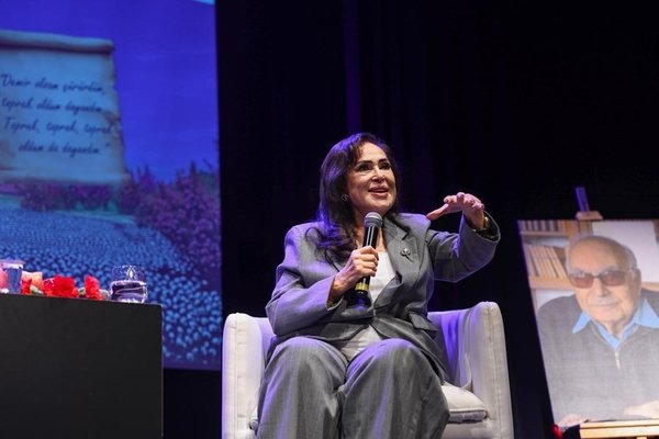 Sinirlerim bozuldu diyerek anlattı: Set için köyü yaktık, davul zurnayla uğurladılar