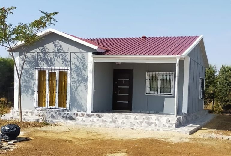 Prefabrik ev ilanıyla dolandırıyorlardı