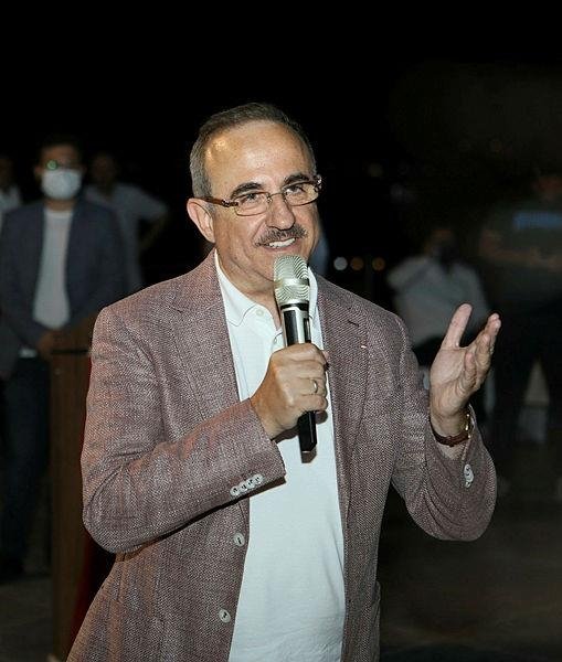 AK Parti İzmir İl Başkanı Kerem Ali Sürekli: Yapılanlar ortada, laf değil iş üretiyoruz