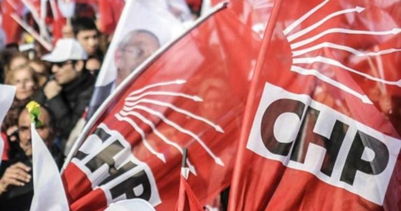 CHP İzmir dağılıyor! Aday listesi çatlağı büyüyor...