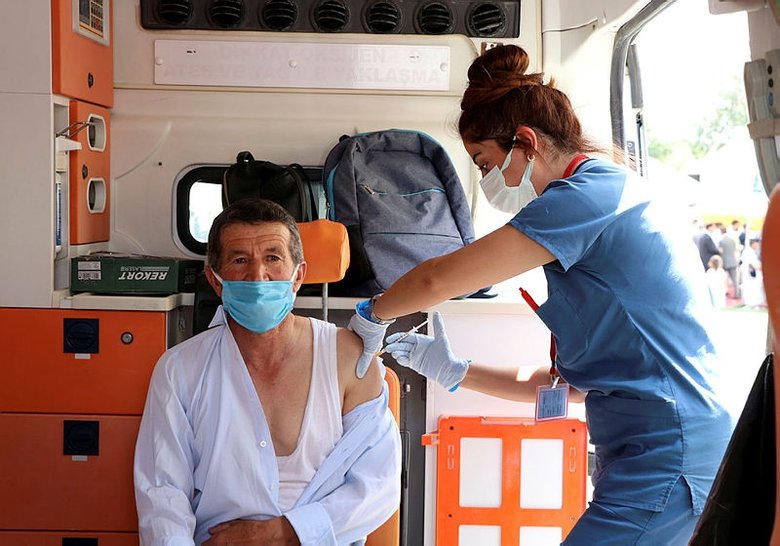 Son dakika: Bilim Kurulu sonrası Bakan Koca açıklama yaptı! Kritik 3. doz aşı uyarısı