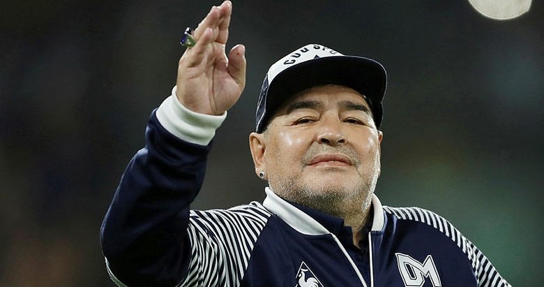 Son dakika: Futbol efsanesi Maradona geçirdiği kalp krizi sonrası hayatını kaybetti