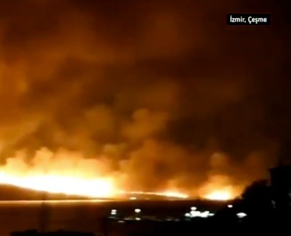 izmir-cesme-yangini-son-dakika-goruntuler-tuyler-urpertti-tek-kelimeyle-korkunc-1751613968749.jpg