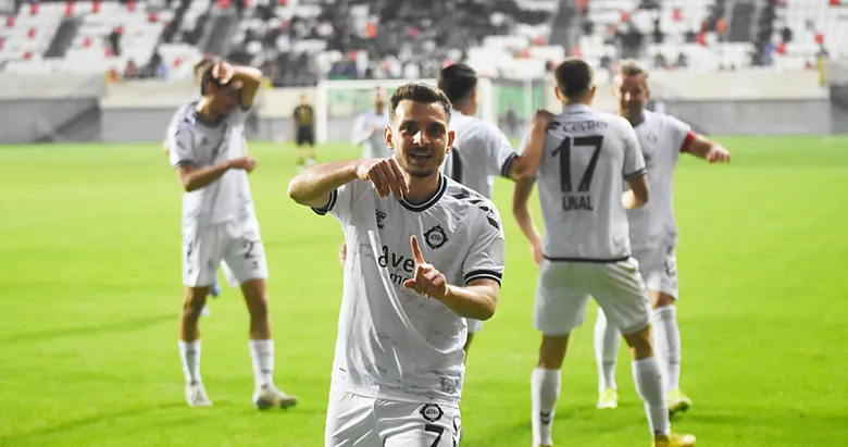Altay’da Caner ve Emre’den ihtar