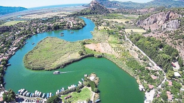 Tanrıya yakın olmak isteyen krallar