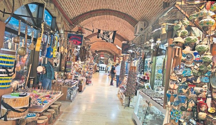 İzmirli olmak demek...