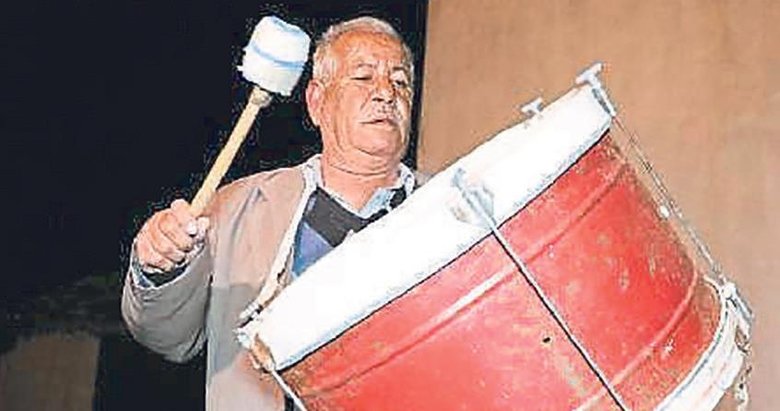 Denizli’nin 50 yıllık Ramazan davulcusu