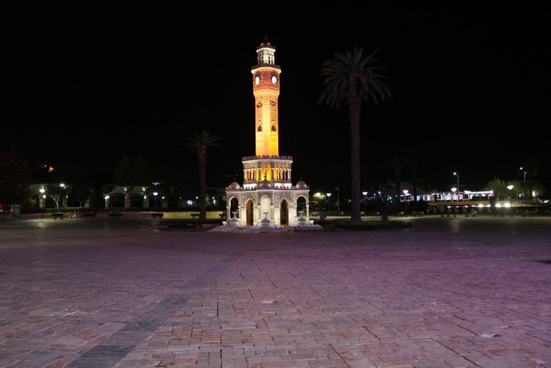 Son dakika: 17 gün sürecek olan tam kapanma başladı! Tam kapanmada nereler açık? Kimler muaf olacak?