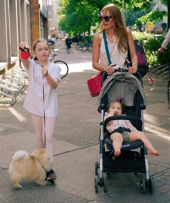 Meryem Uzerli kızlarına kavuştu, sosyal medyadan paylaştı