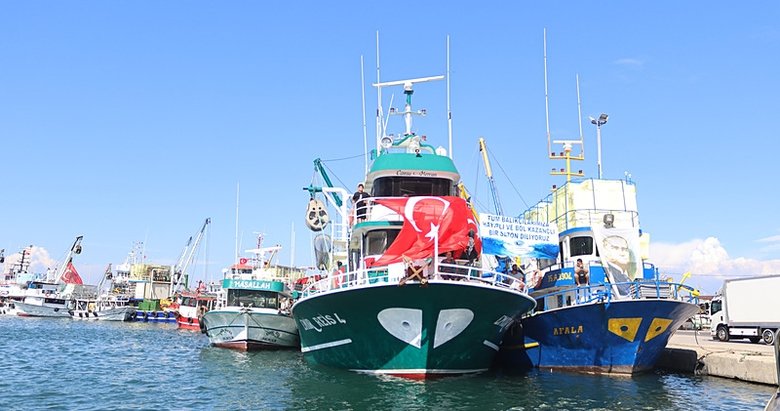 İzmir’de denizlerde avlanma yasağı sona erdi